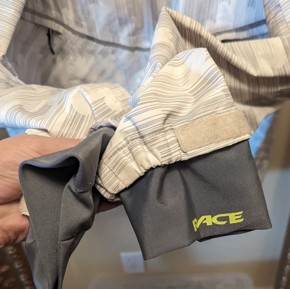 RACE FACE SHELL SZ XXL - Picture 6 of 6